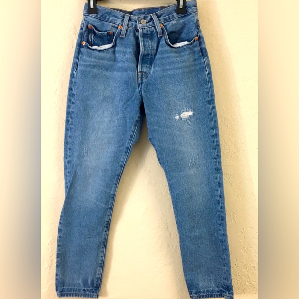 Levi’s 501 100% Cotton Button Fly Skinny Jeans Size 26 Blue Light Distressed